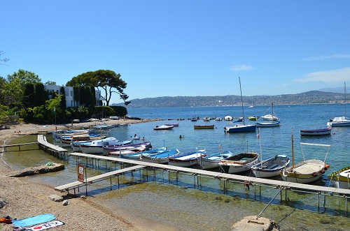 Beach in the Abri de l'Olivette on the Cap d'Antibes