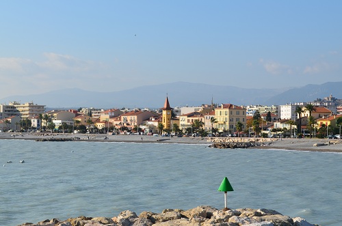 Vue globale sur les plages de Cagnes sur Mer