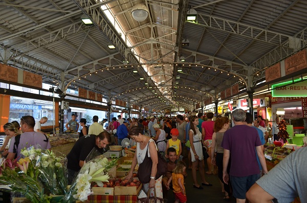 Le marché couvert d'Antibes
