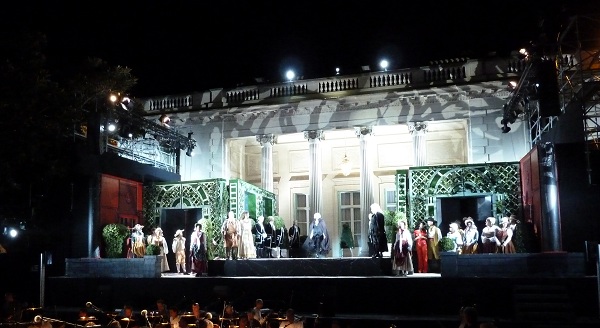 Les Noces de Figaro en 2012 à Antibes à la villa Eilenroc