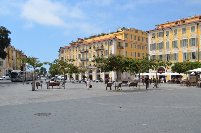 Piazza Garibaldi Nizza Francia