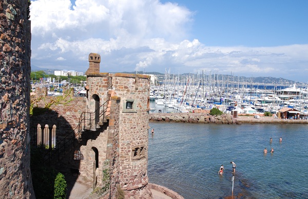 Port in Mandelieu la Napoule