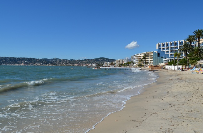 Private beach in Juan les Pins