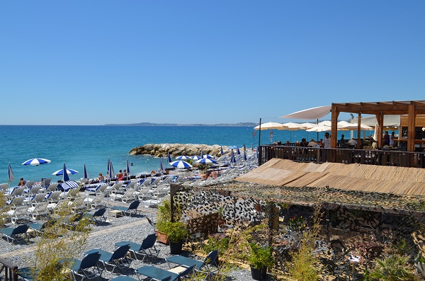 Un restaurant sur le front de mer de Cagnes sur Mer