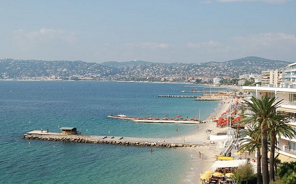 Vue sur les plages de Juan les Pins